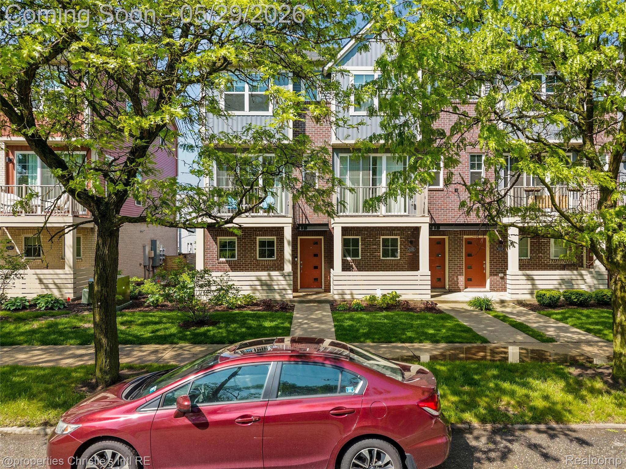 5151 Avery 18