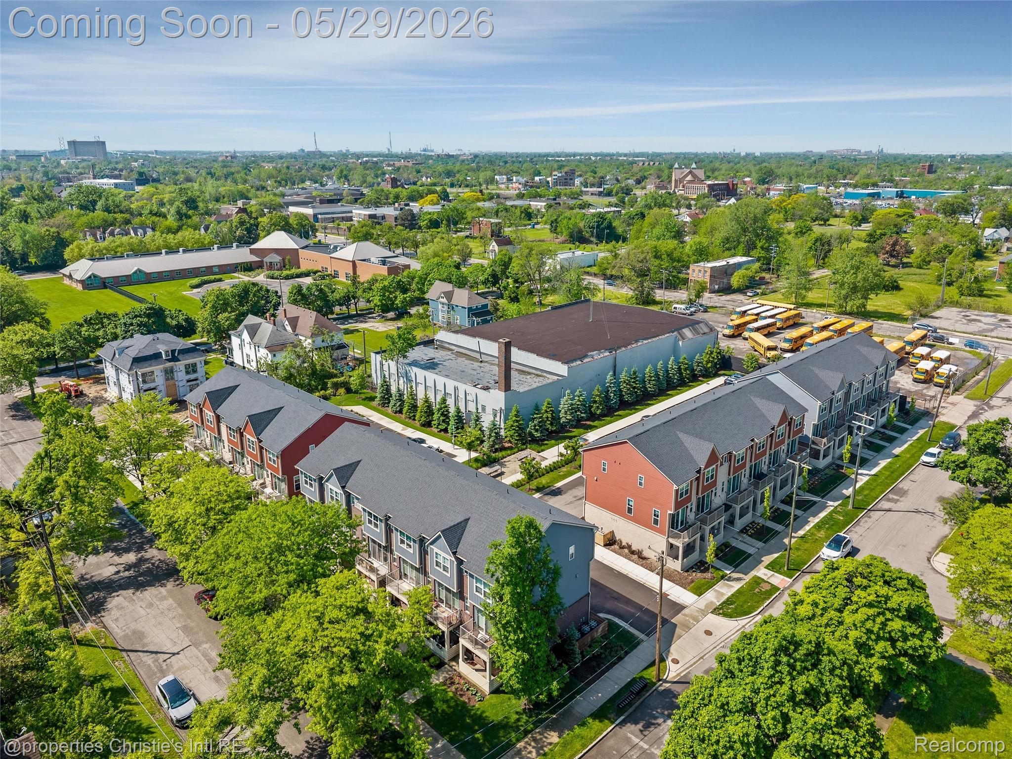 5151 Avery 18