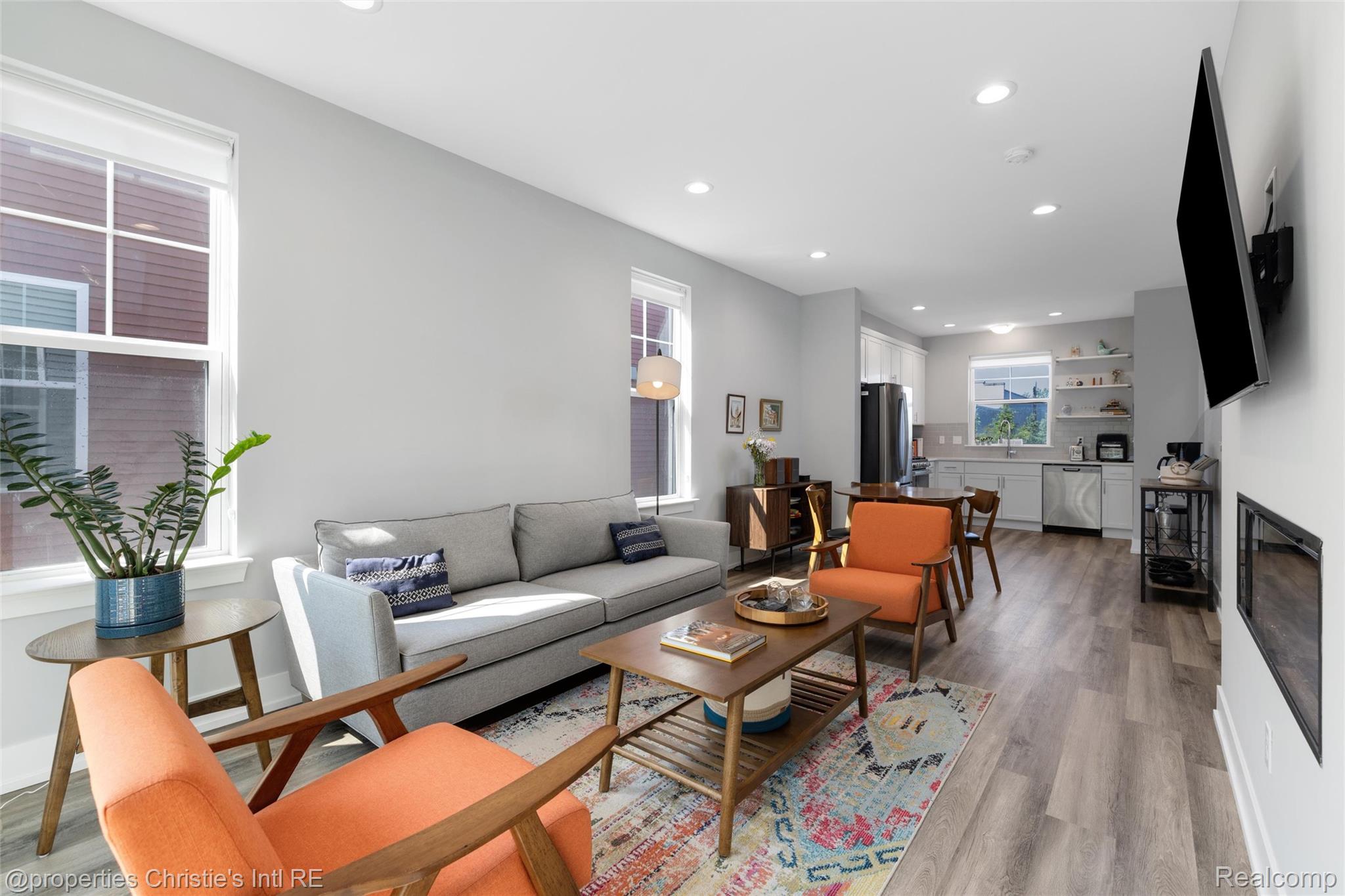 5151 Avery 18