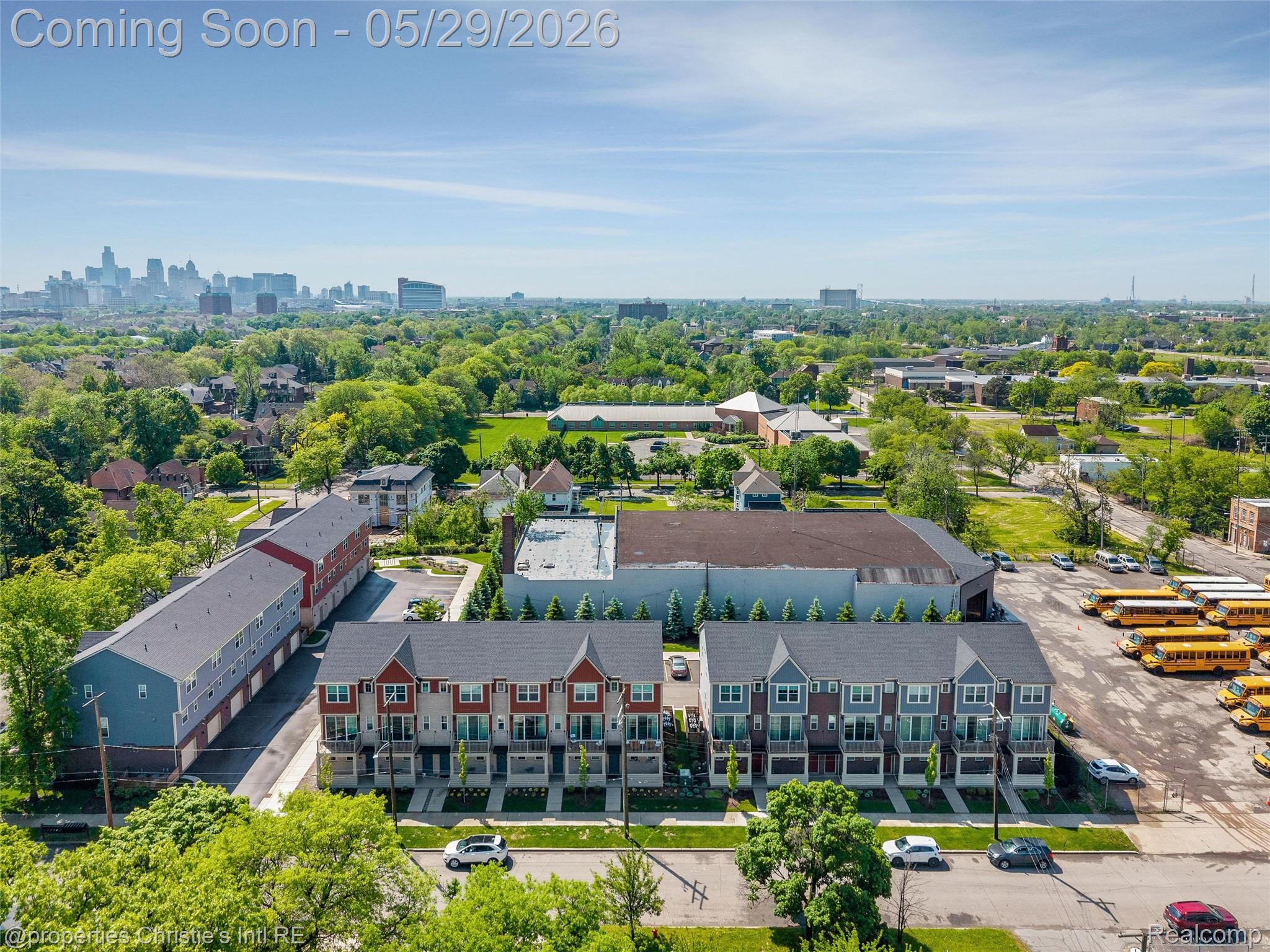 5151 Avery 18
