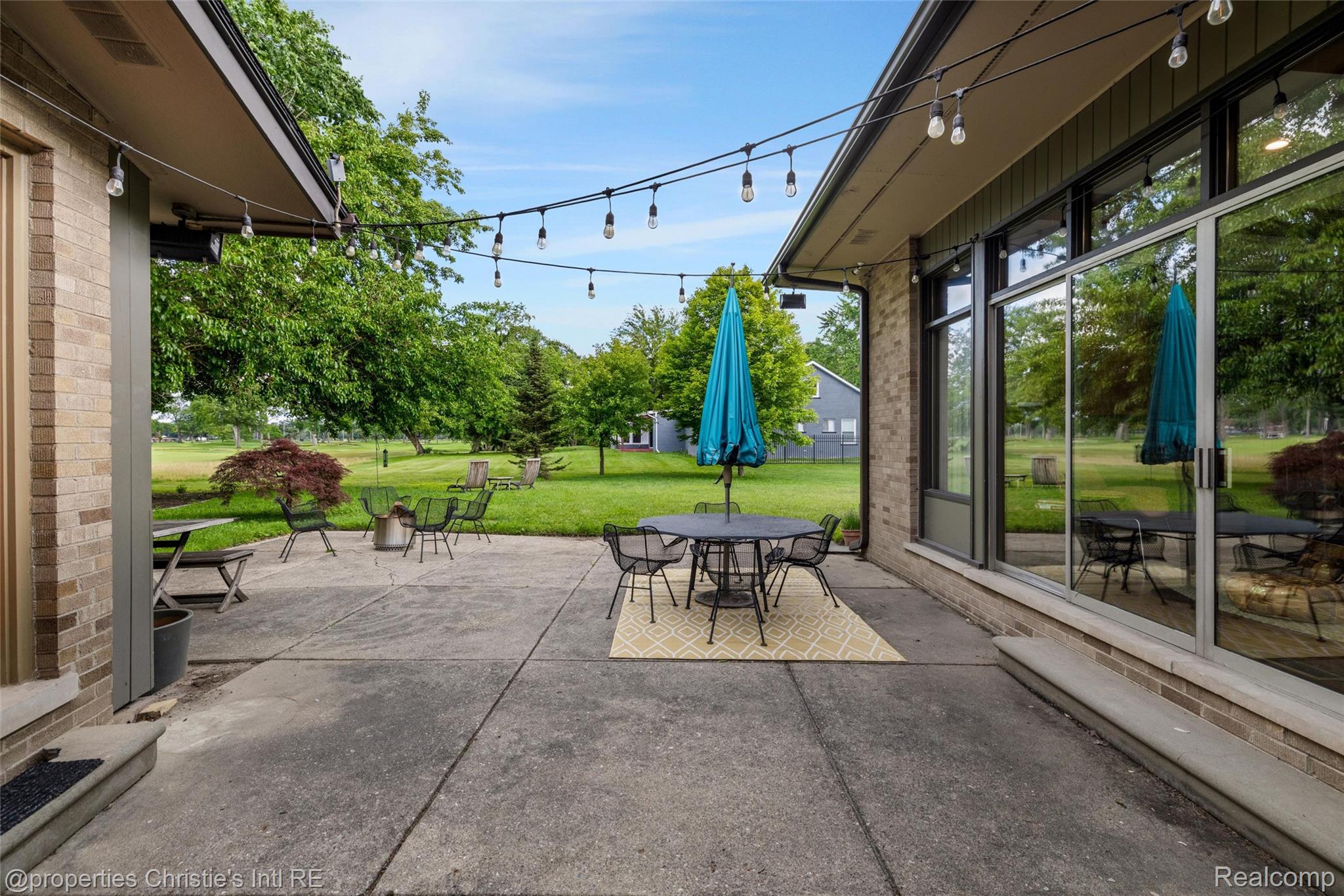 2771 W 7 Mile Road