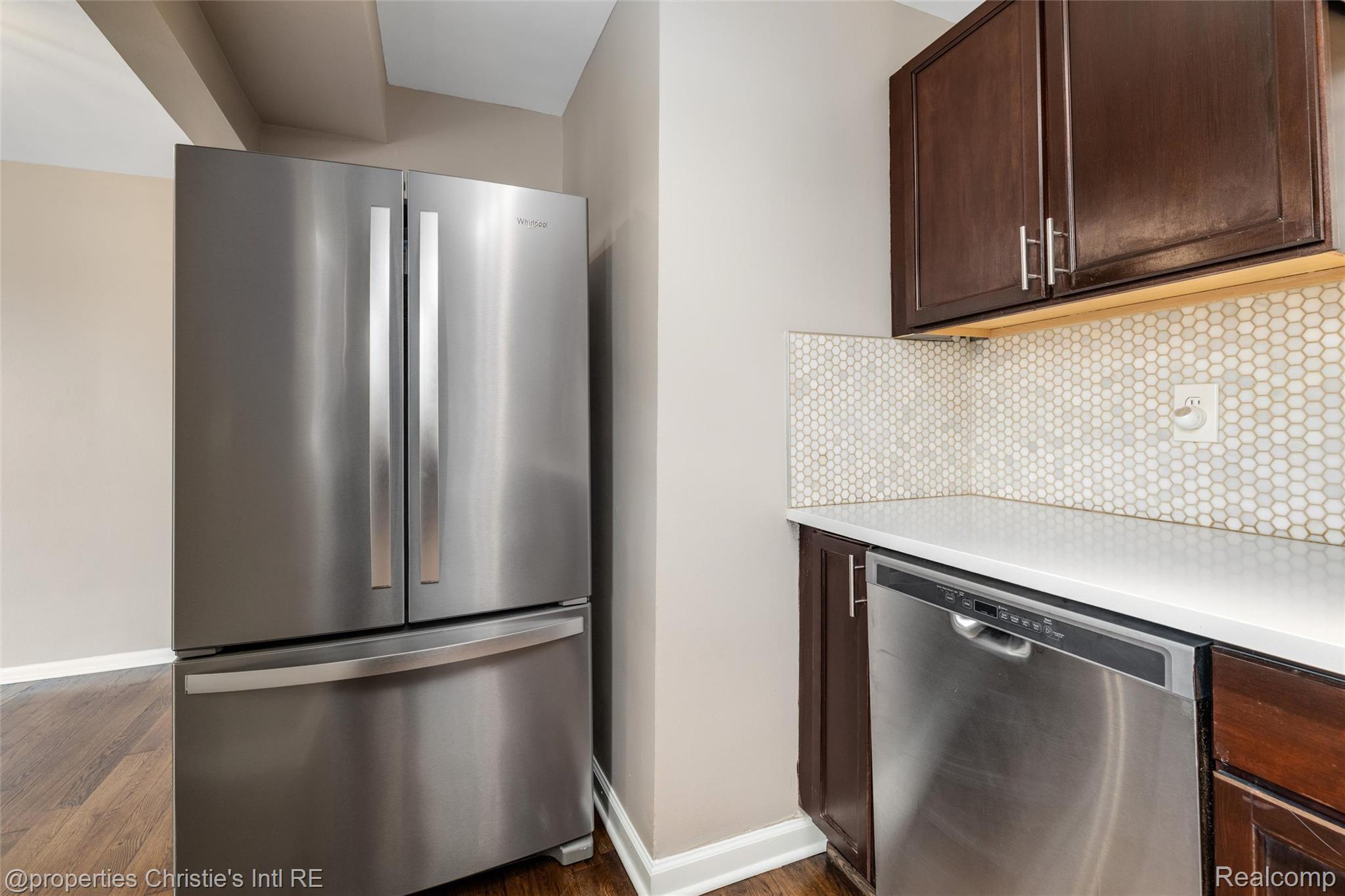 2900 E Jefferson AVE # 901D
