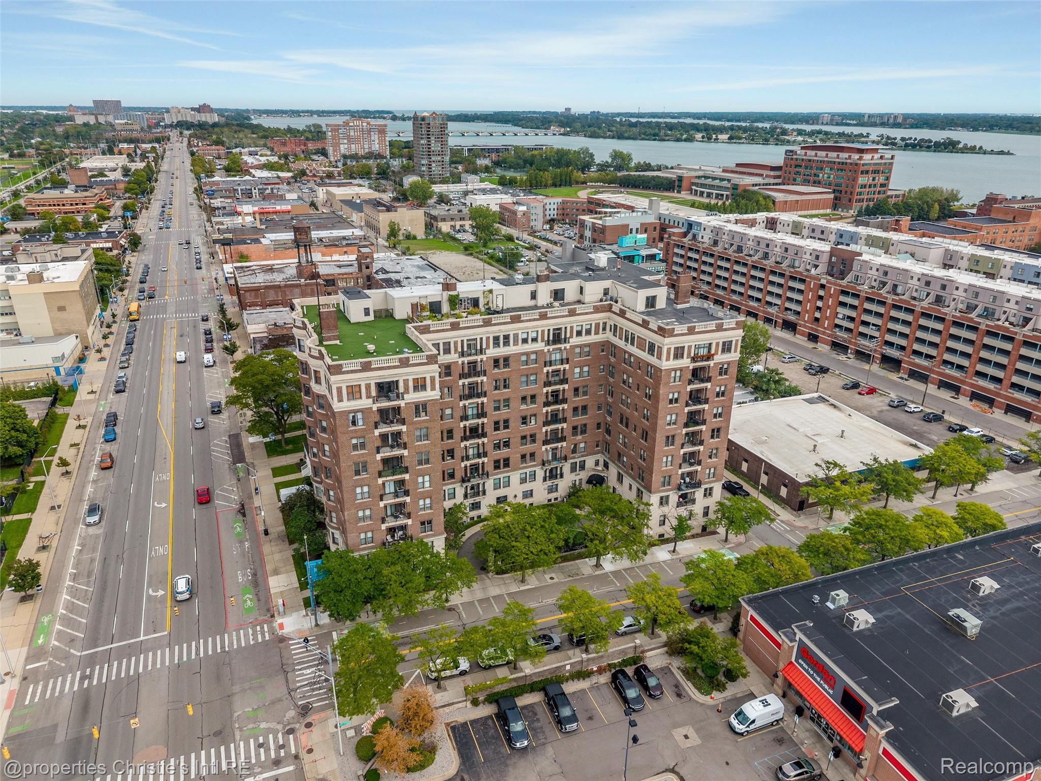 2900 E Jefferson AVE # 901D