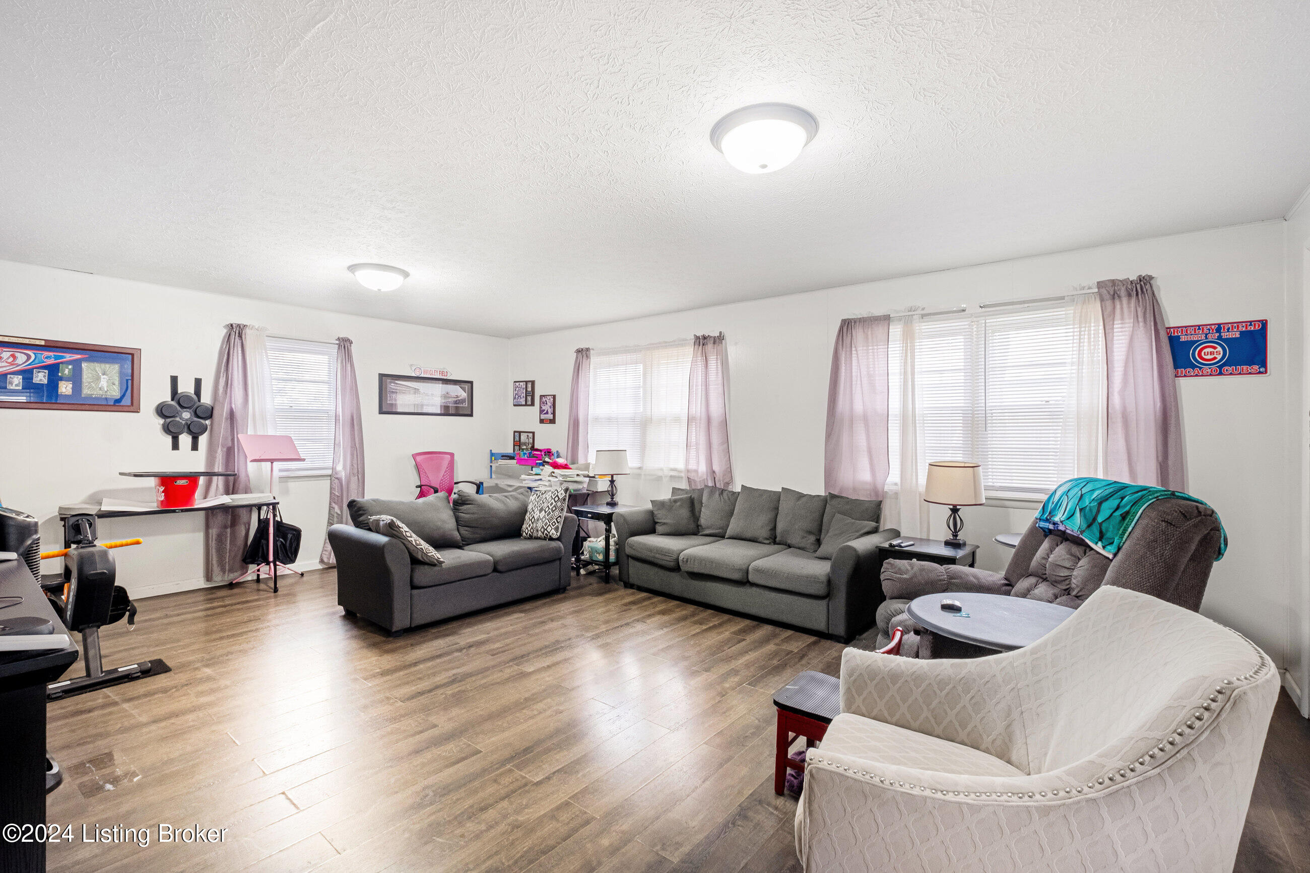 4919 Broadmoor Blvd
