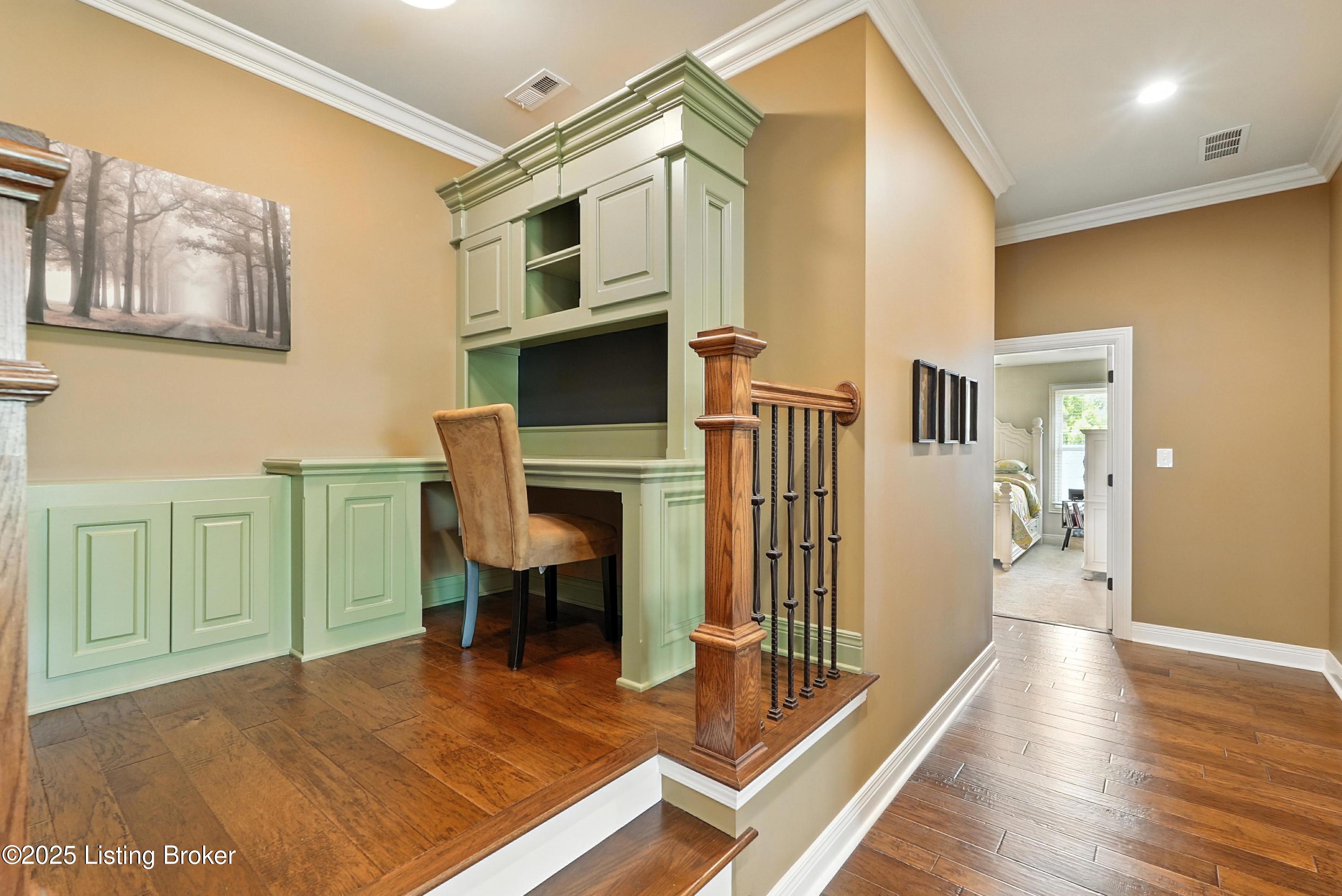 1302 Shakes View Ct