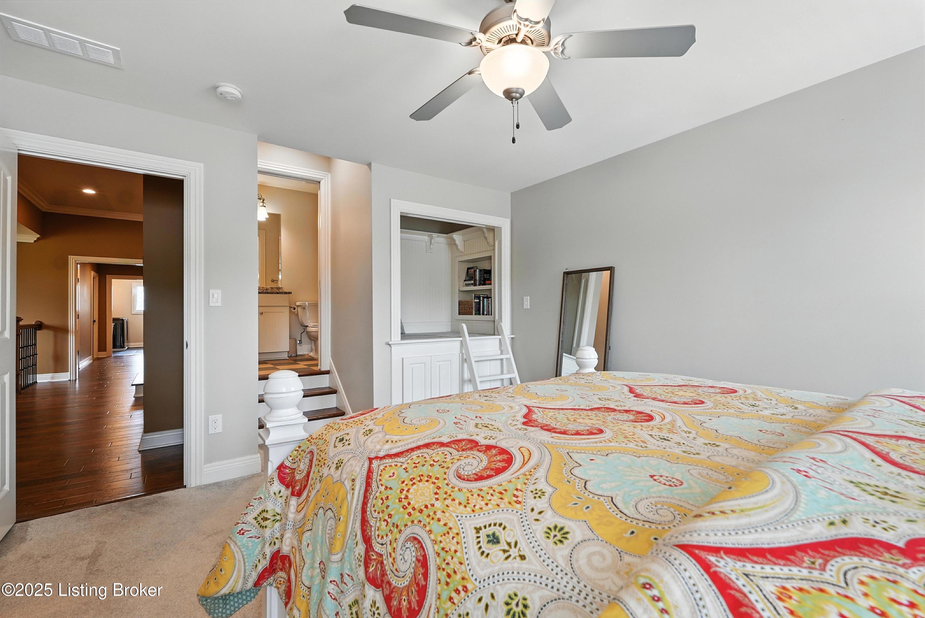 1302 Shakes View Ct