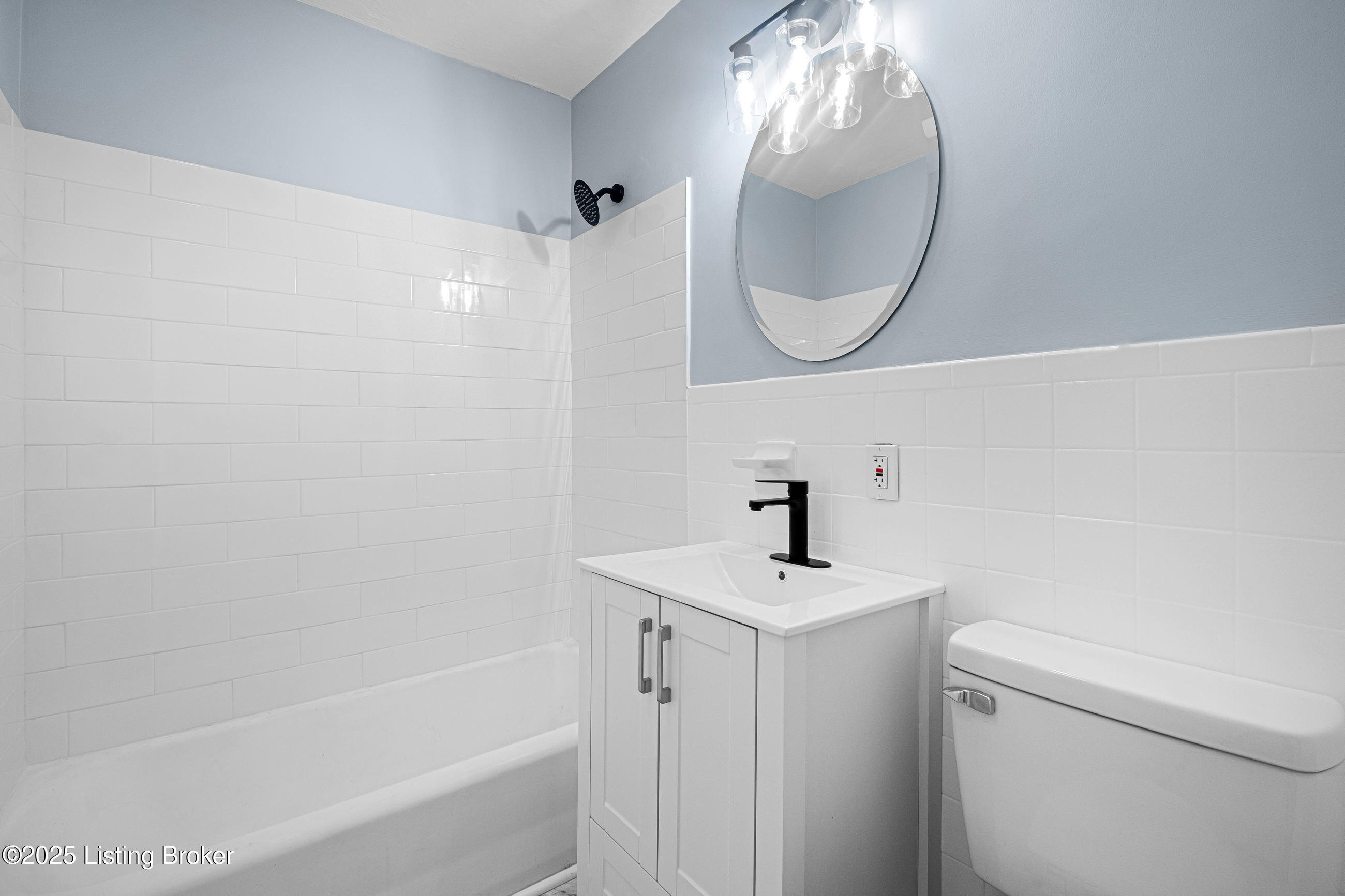 403 Village Dr
