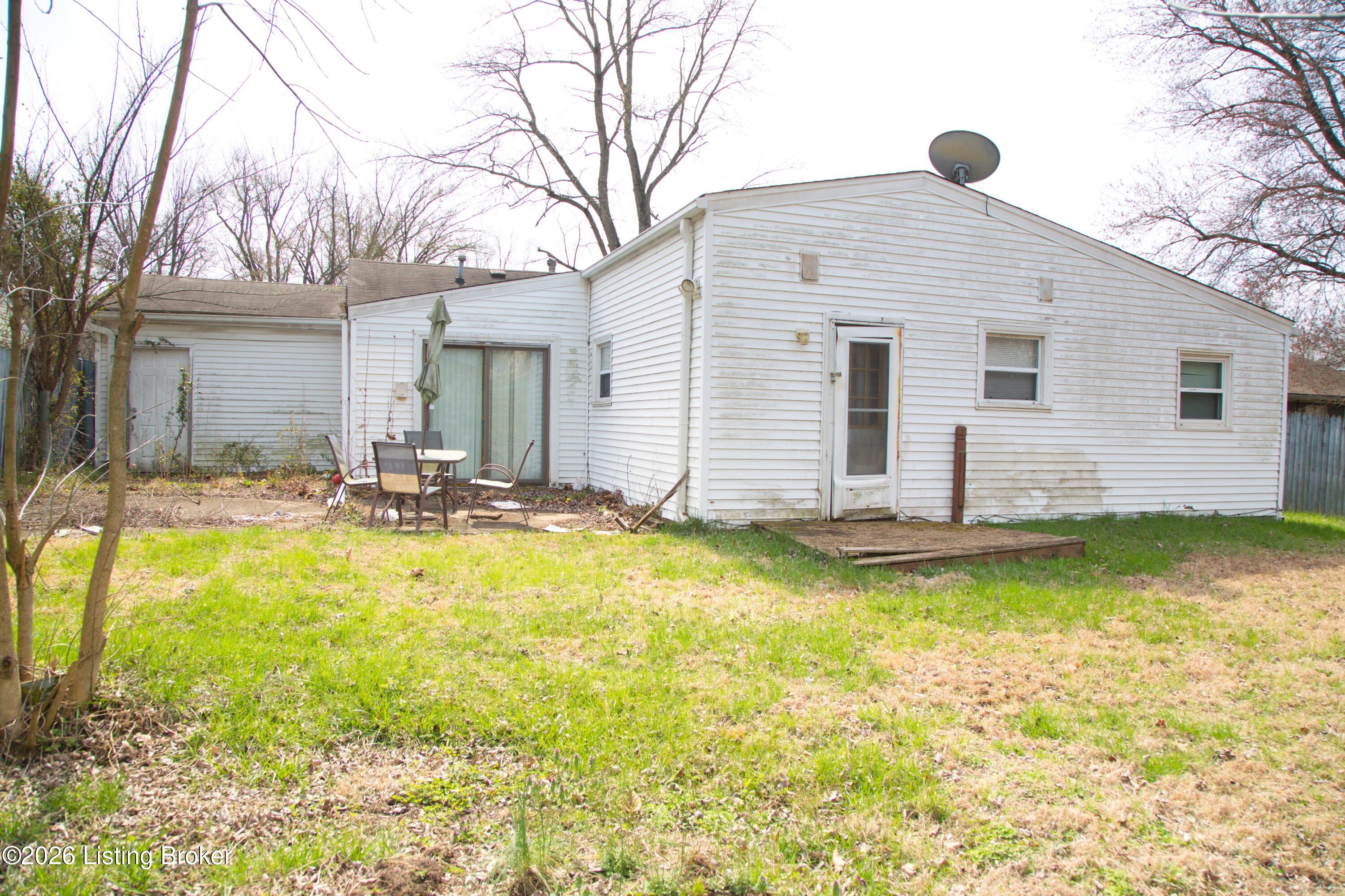 4811 Andalusia Ln