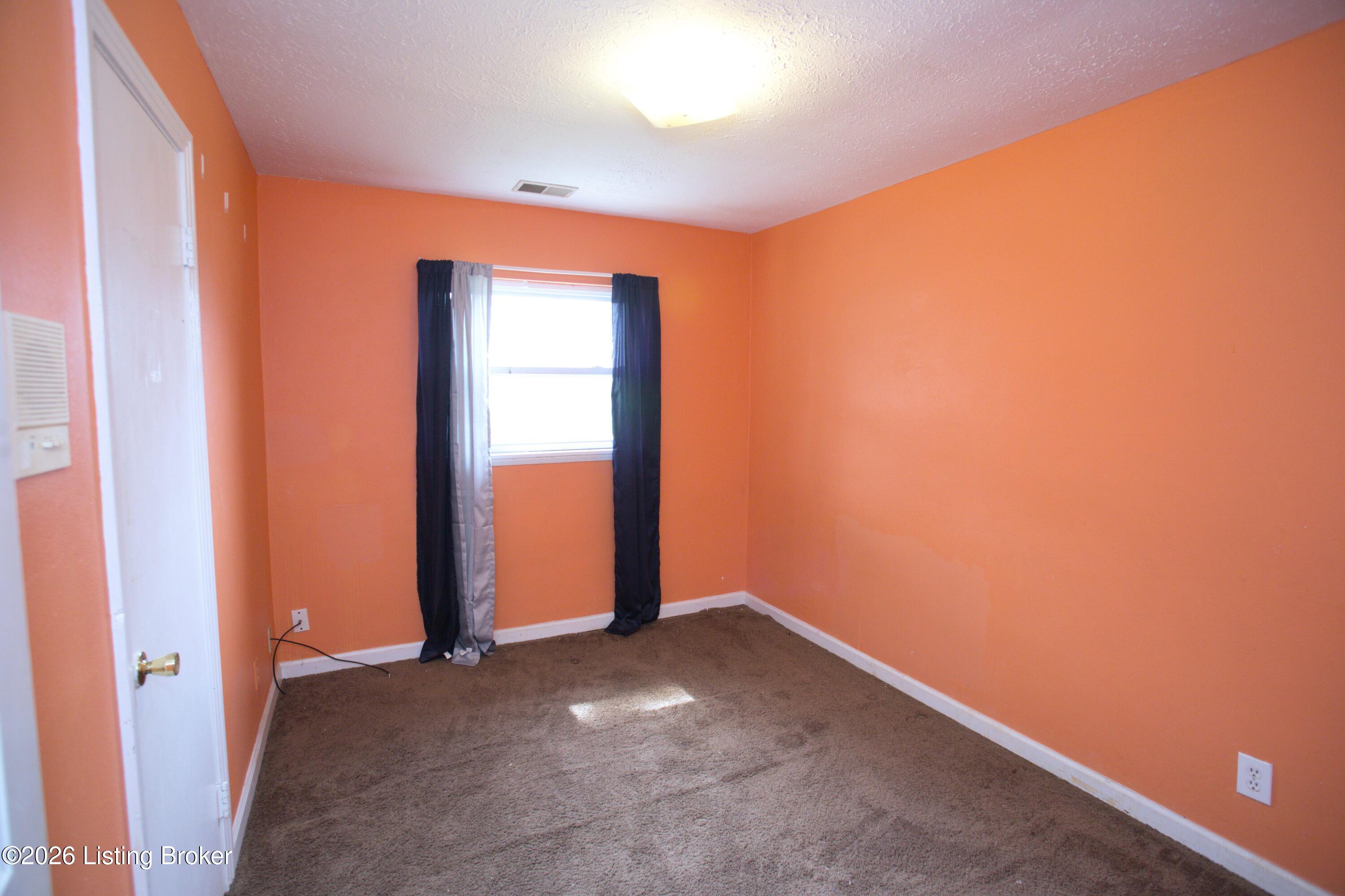 4811 Andalusia Ln