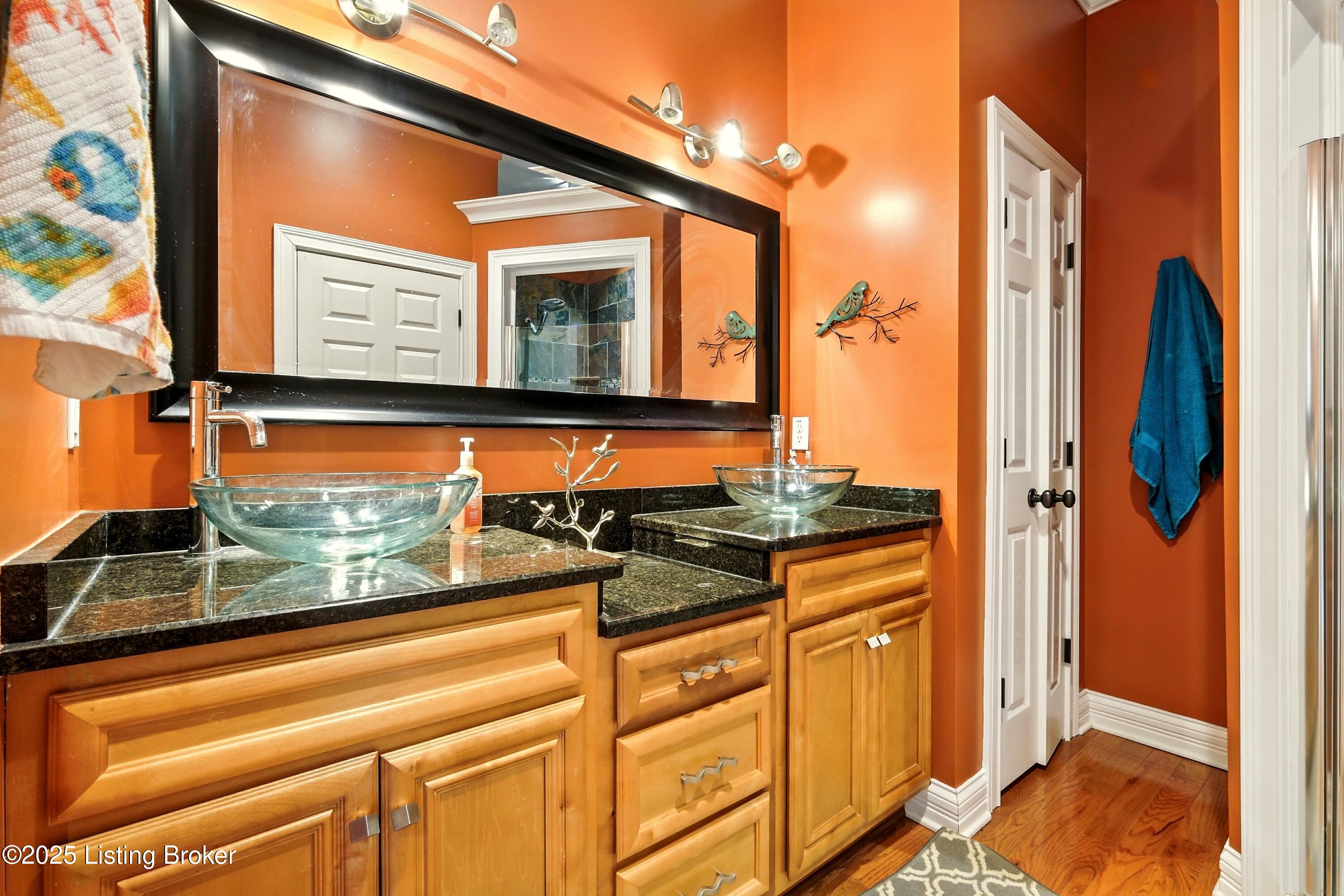 348 Lakeshore Dr
