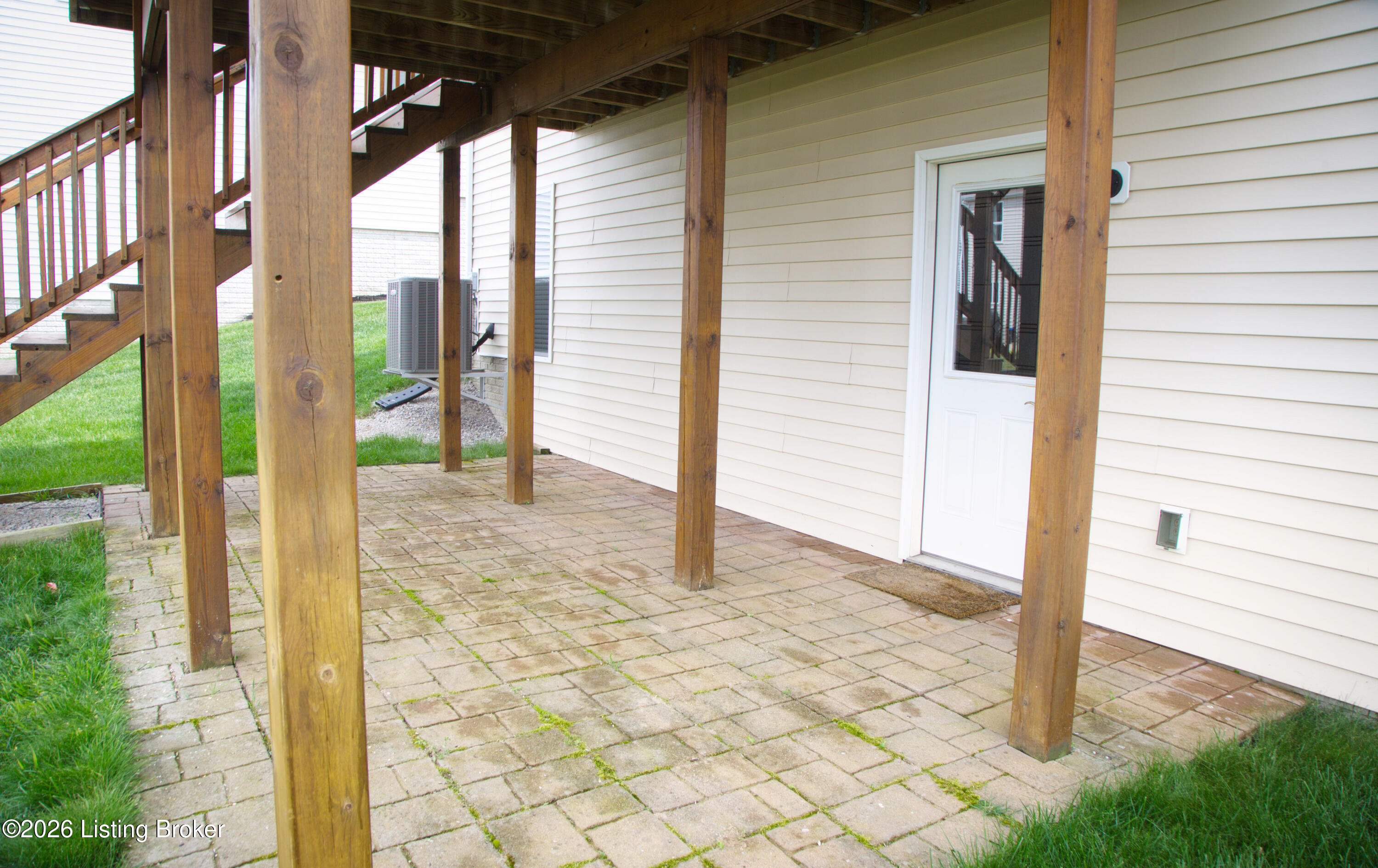 250 Saint Regis Dr
