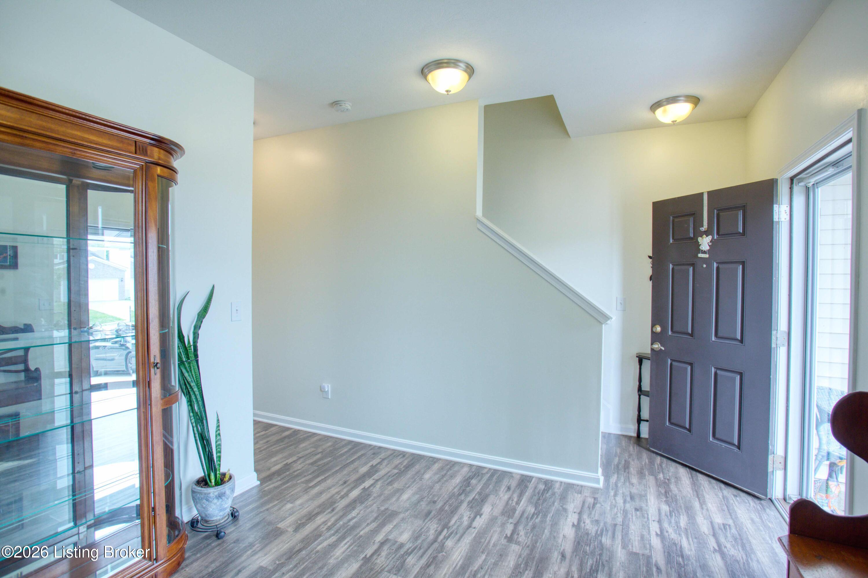 250 Saint Regis Dr