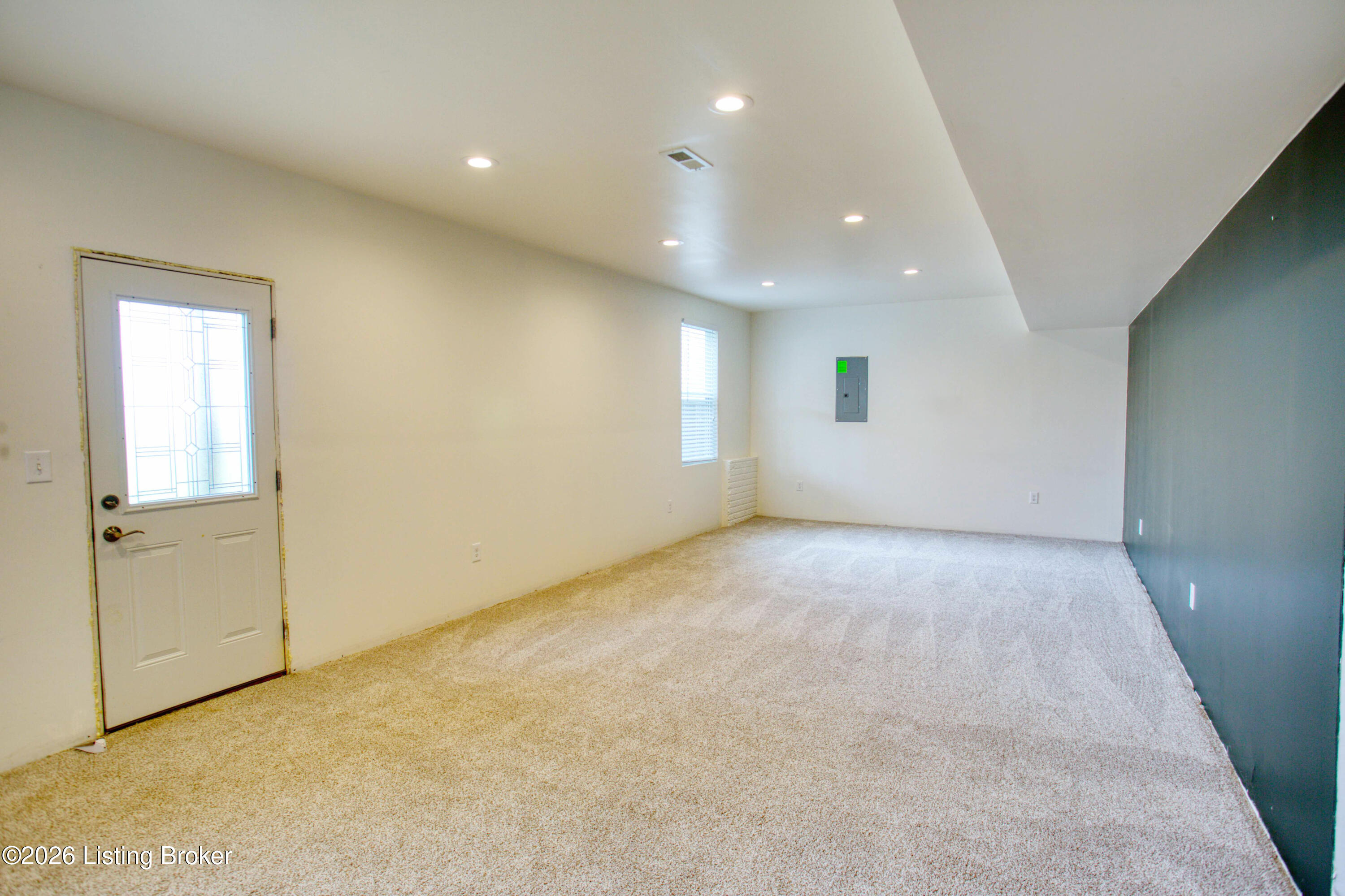 250 Saint Regis Dr