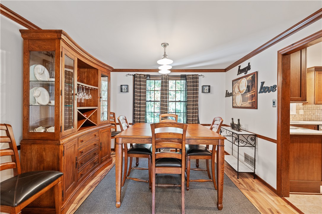 2556 Country Side Ln