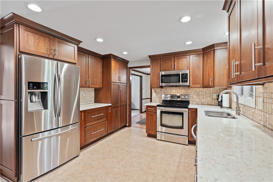 2556 Country Side Ln