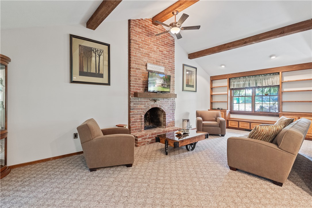 2556 Country Side Ln