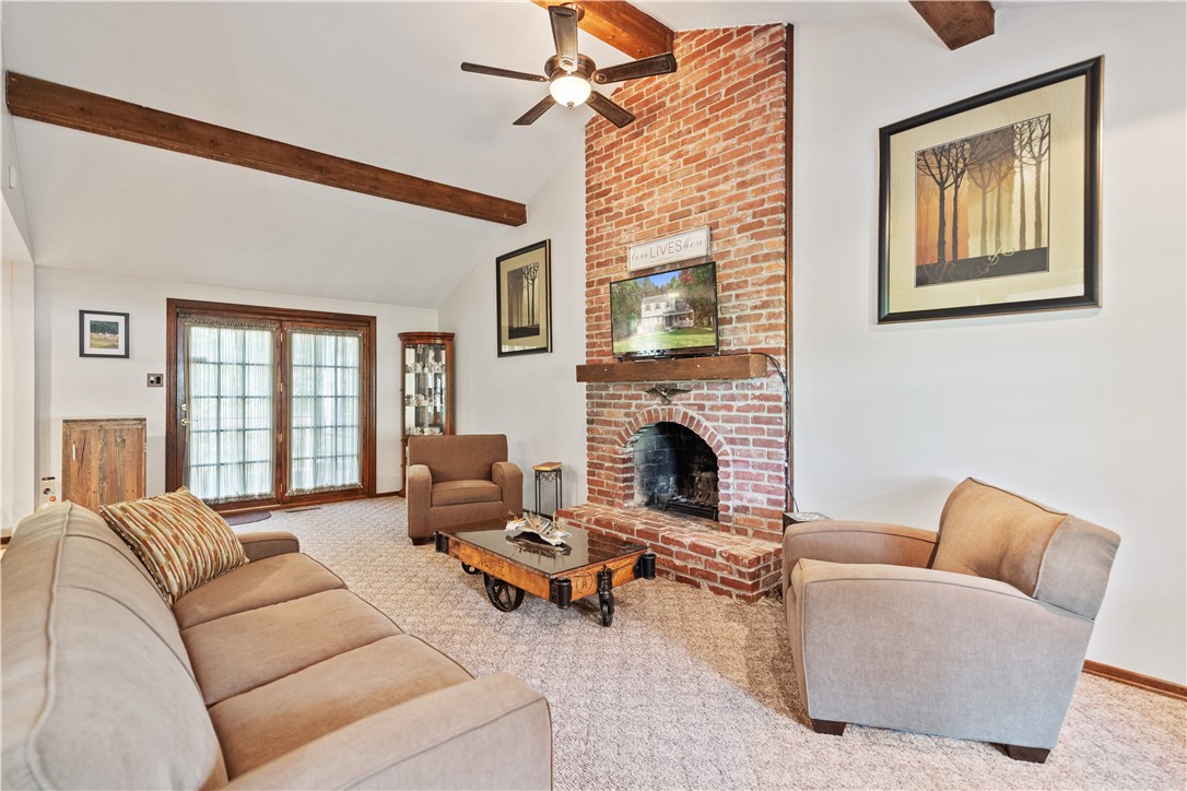 2556 Country Side Ln