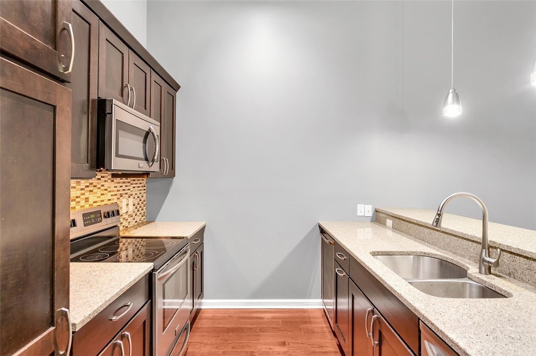 2434 Smallman St 517