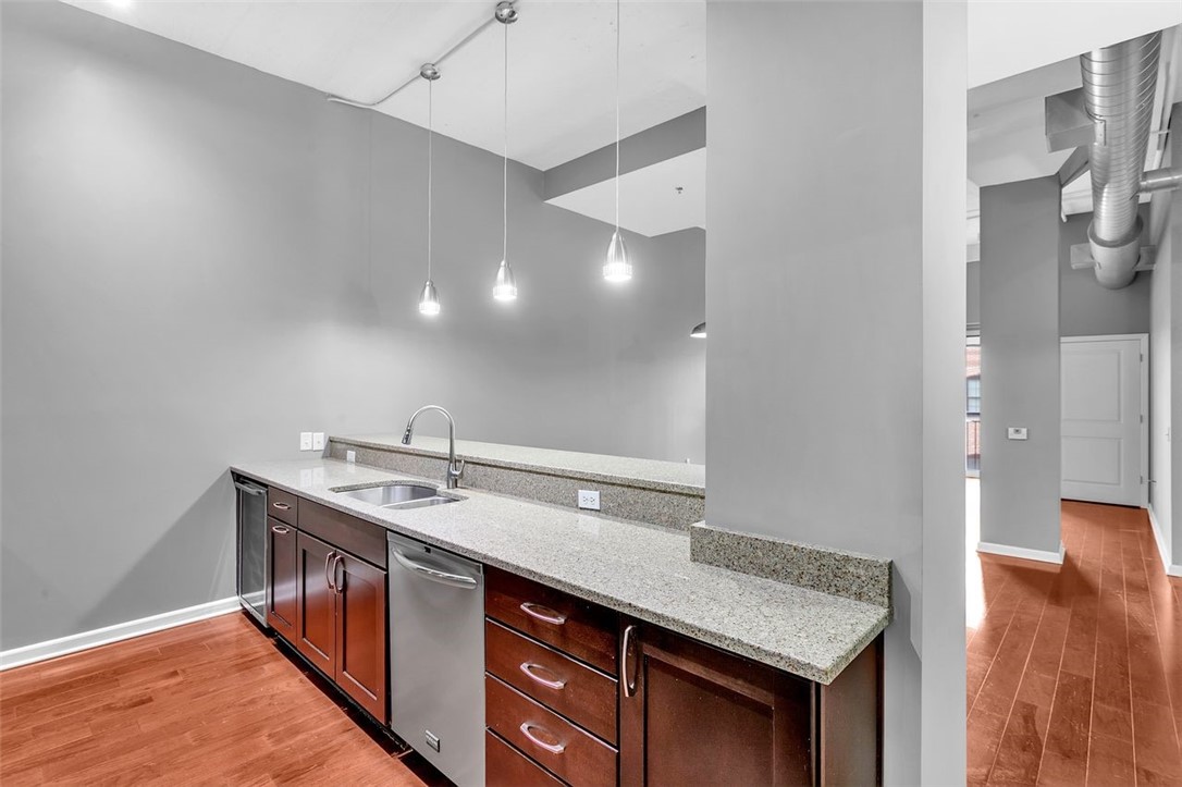 2434 Smallman St 517