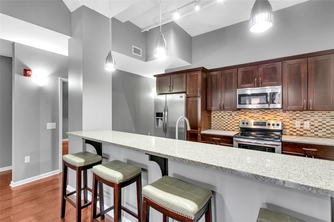 2434 Smallman St 517