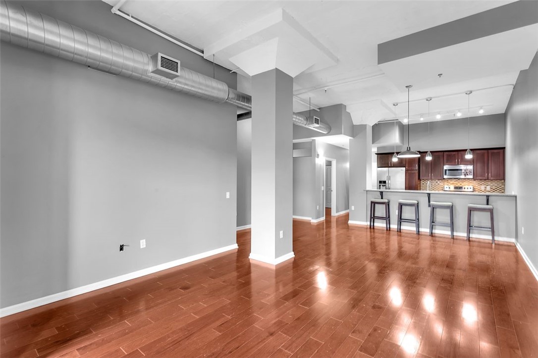 2434 Smallman St 517