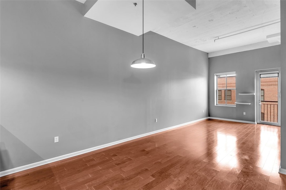 2434 Smallman St 517