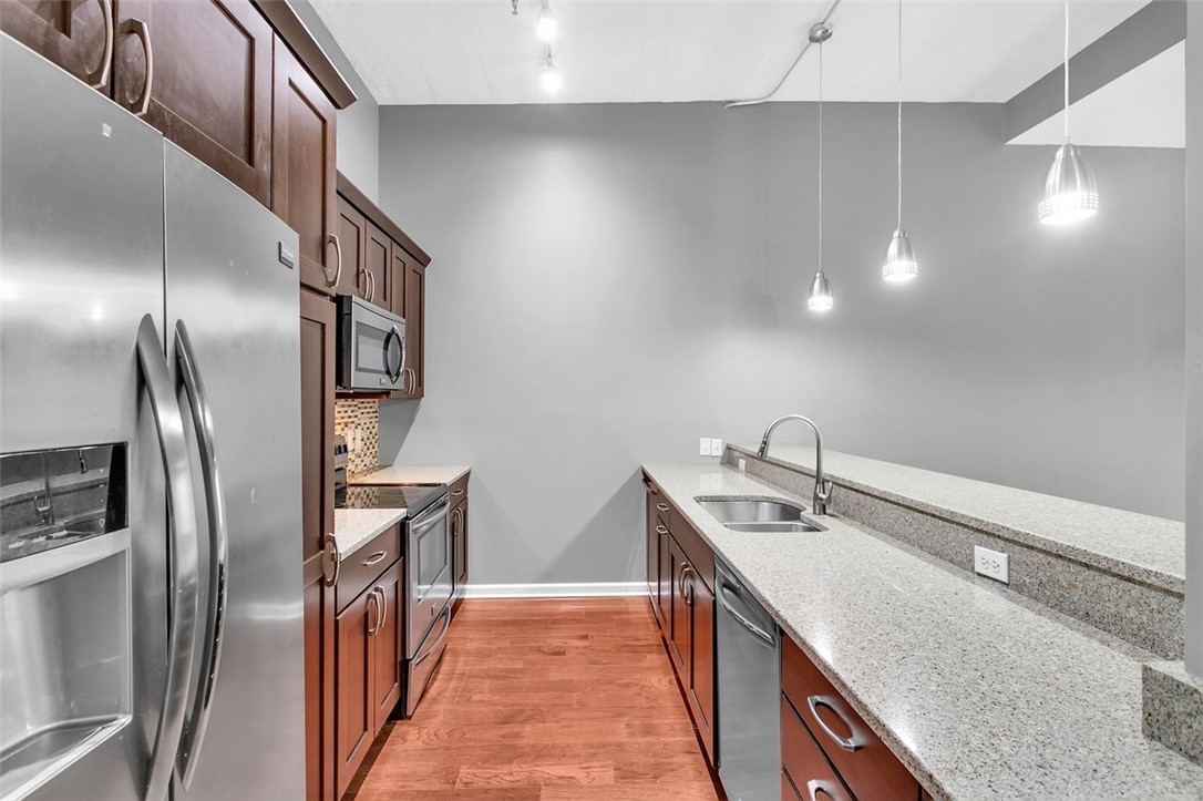 2434 Smallman St 517