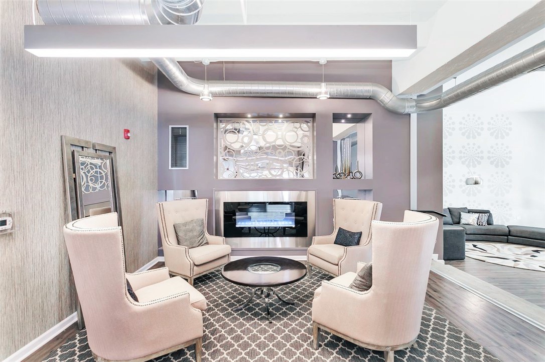 2434 Smallman St 517