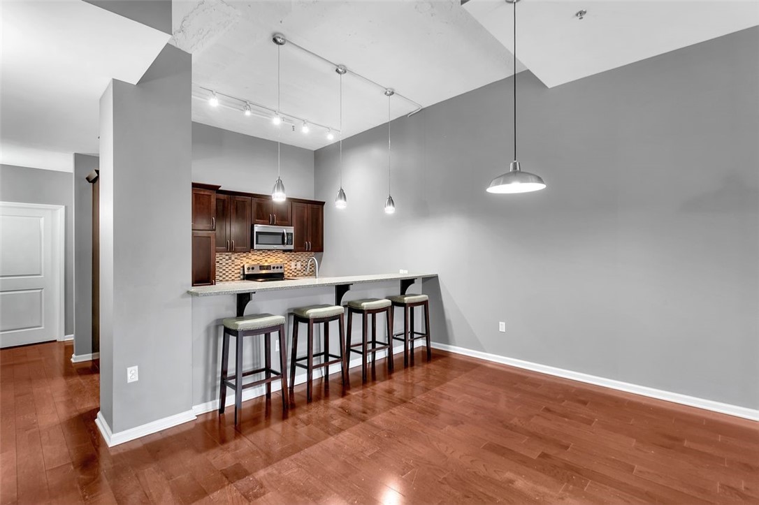 2434 Smallman St 517