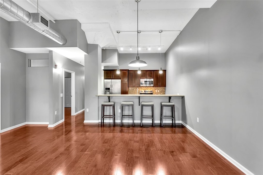 2434 Smallman St 517