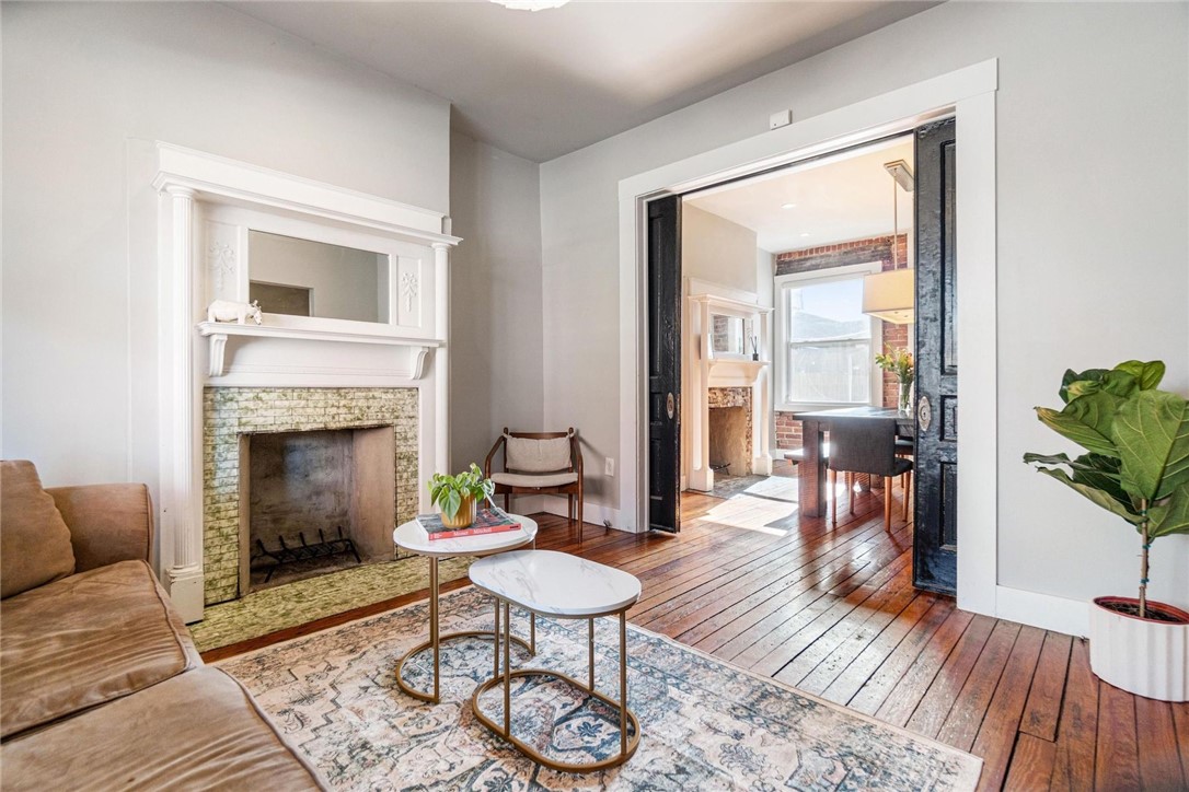 1003 Allegheny Avenue