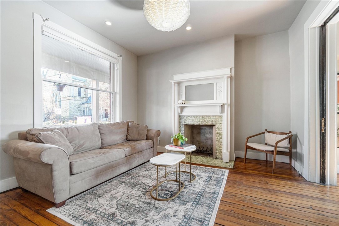 1003 Allegheny Avenue