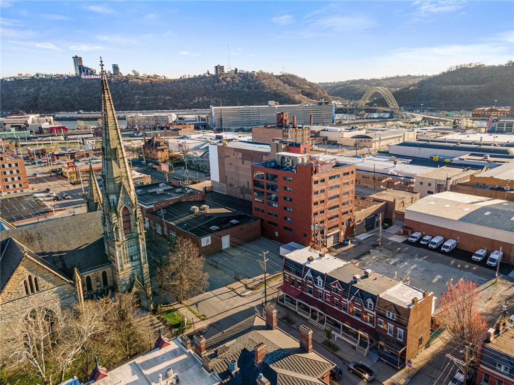 1003 Allegheny Avenue