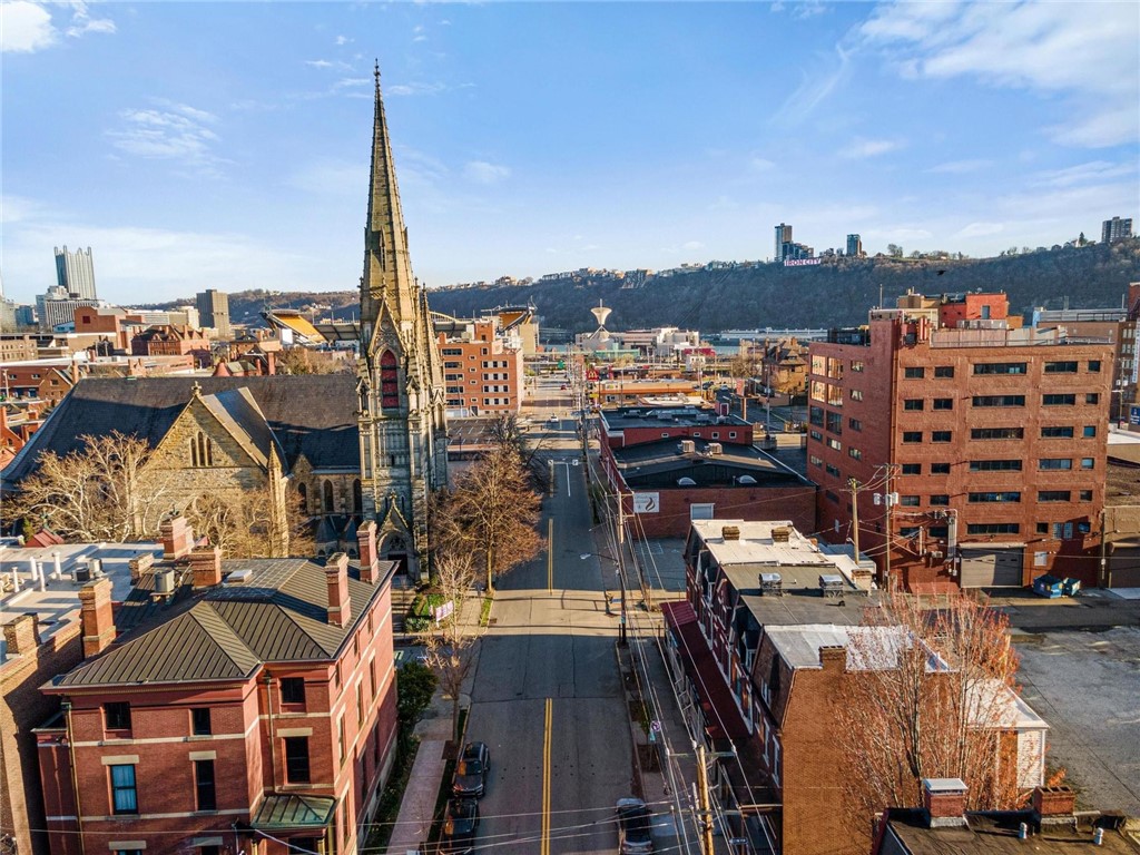 1003 Allegheny Avenue