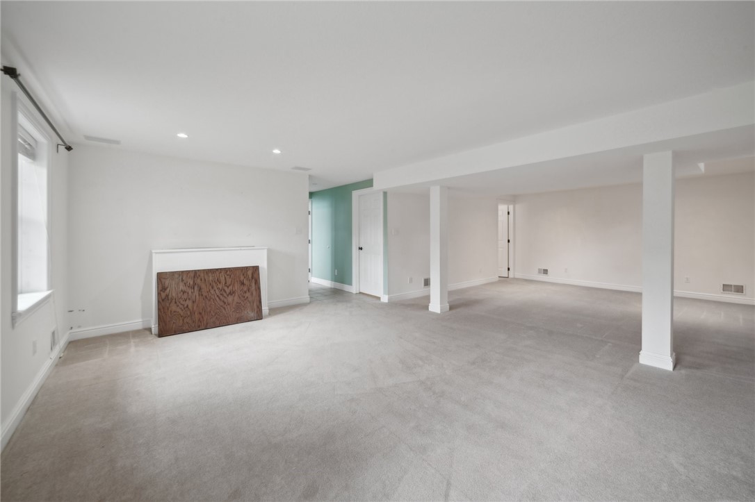450 Sharon Rd