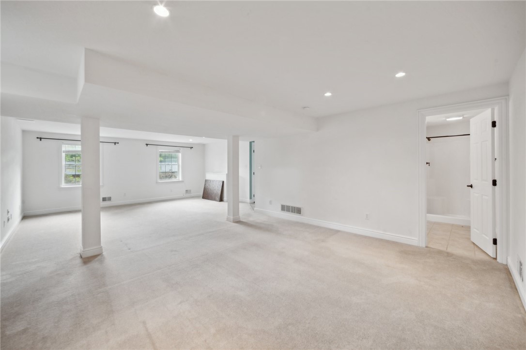 450 Sharon Rd