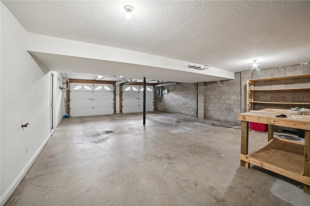 450 Sharon Rd