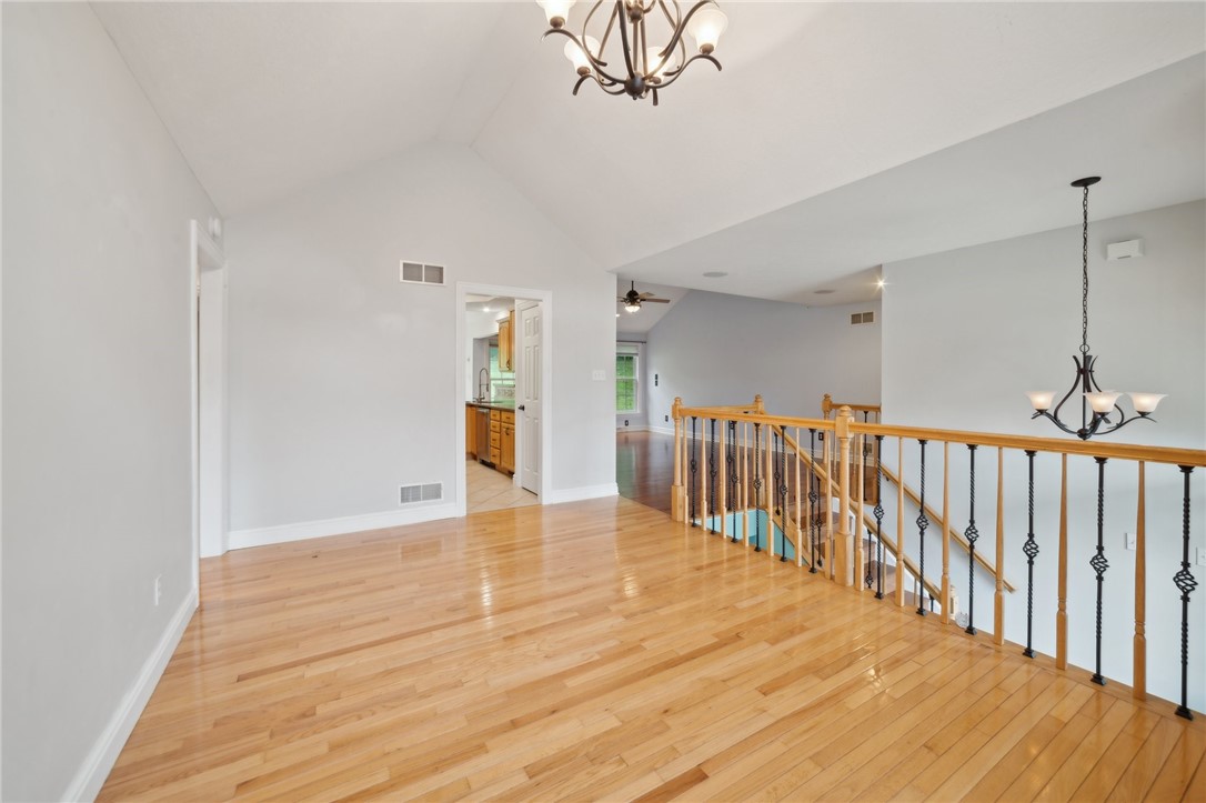 450 Sharon Rd