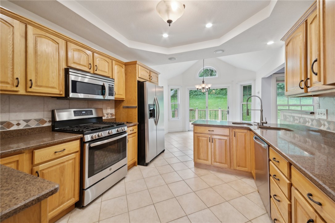 450 Sharon Rd