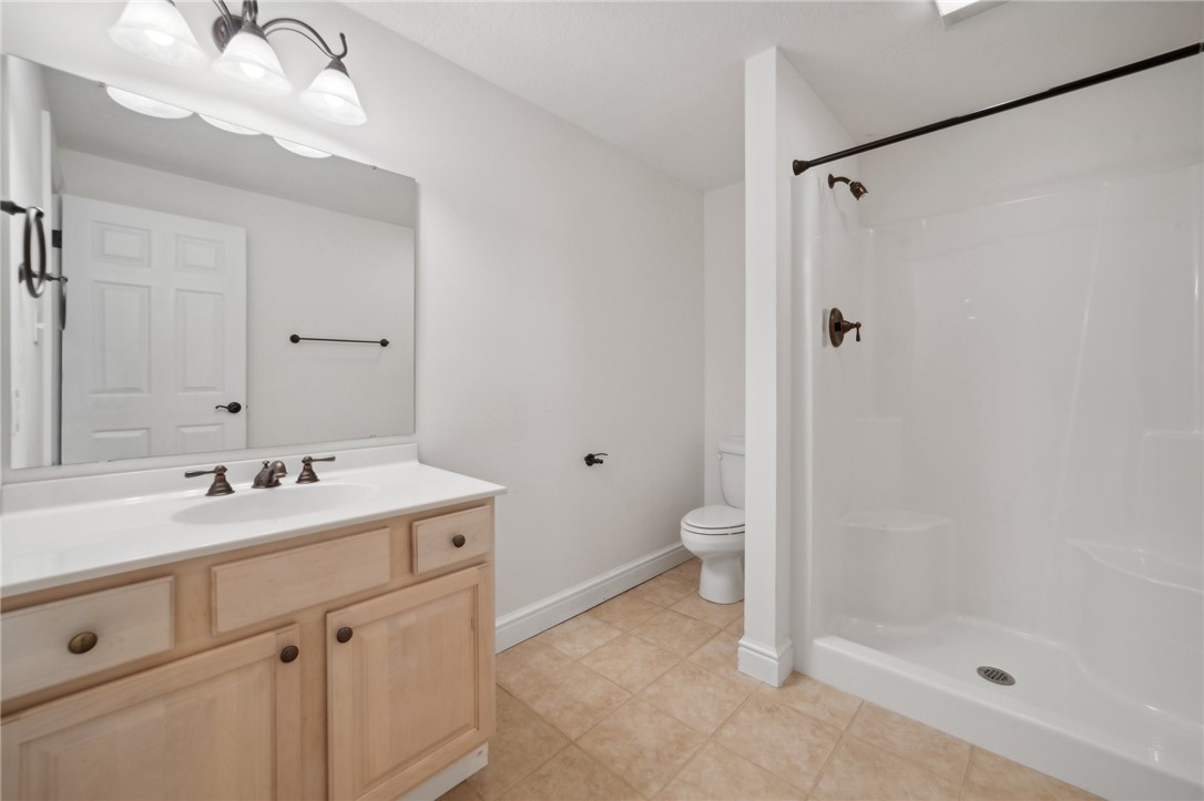 450 Sharon Rd