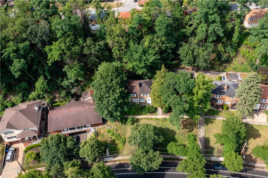 2872 Beechwood Blvd
