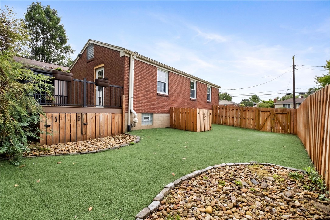 849 Rosalind Road