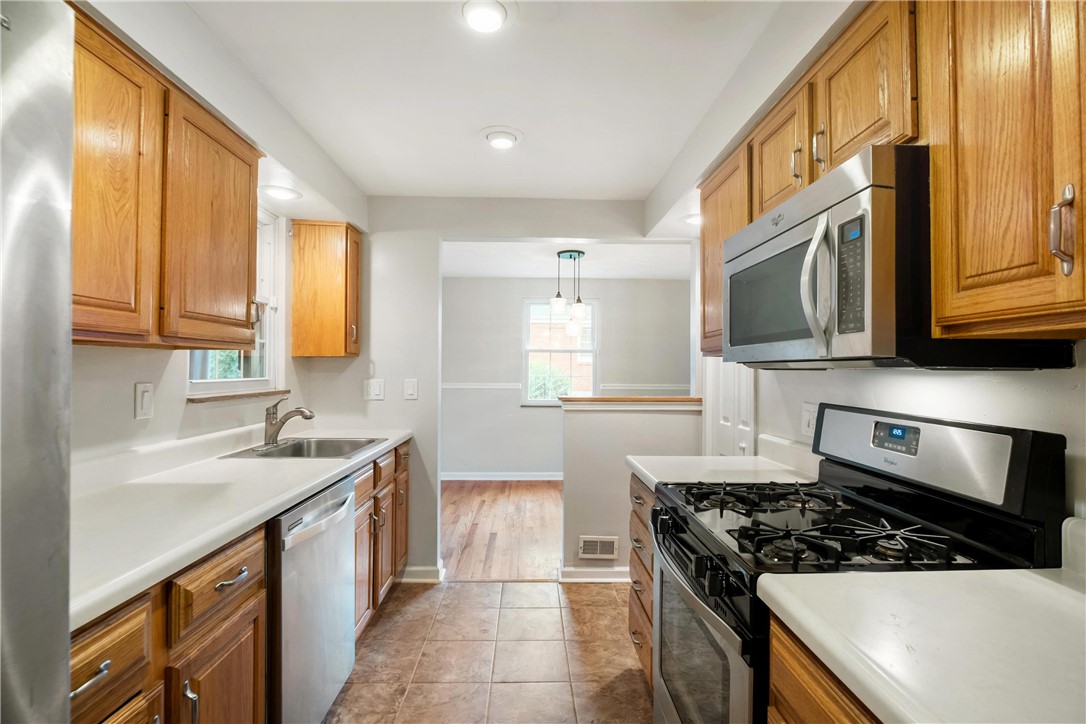 849 Rosalind Road
