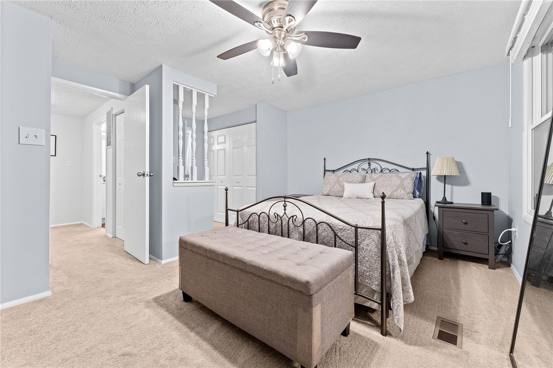 927 Lynwood Ct