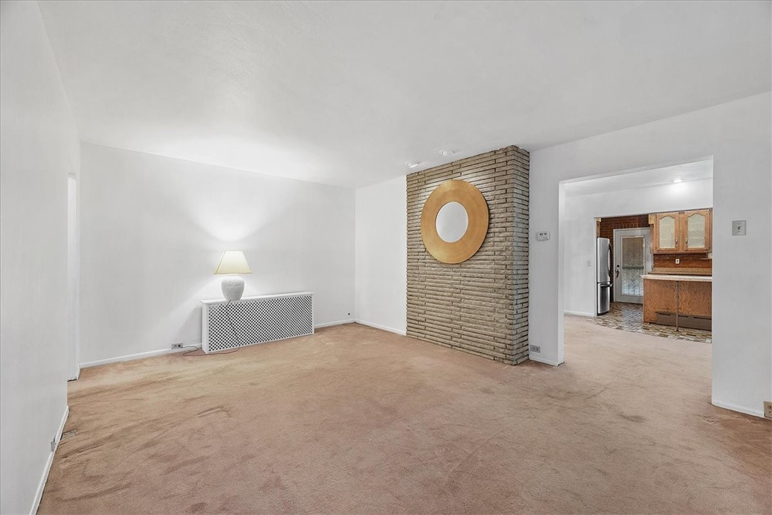 5520 Kentucky Avenue