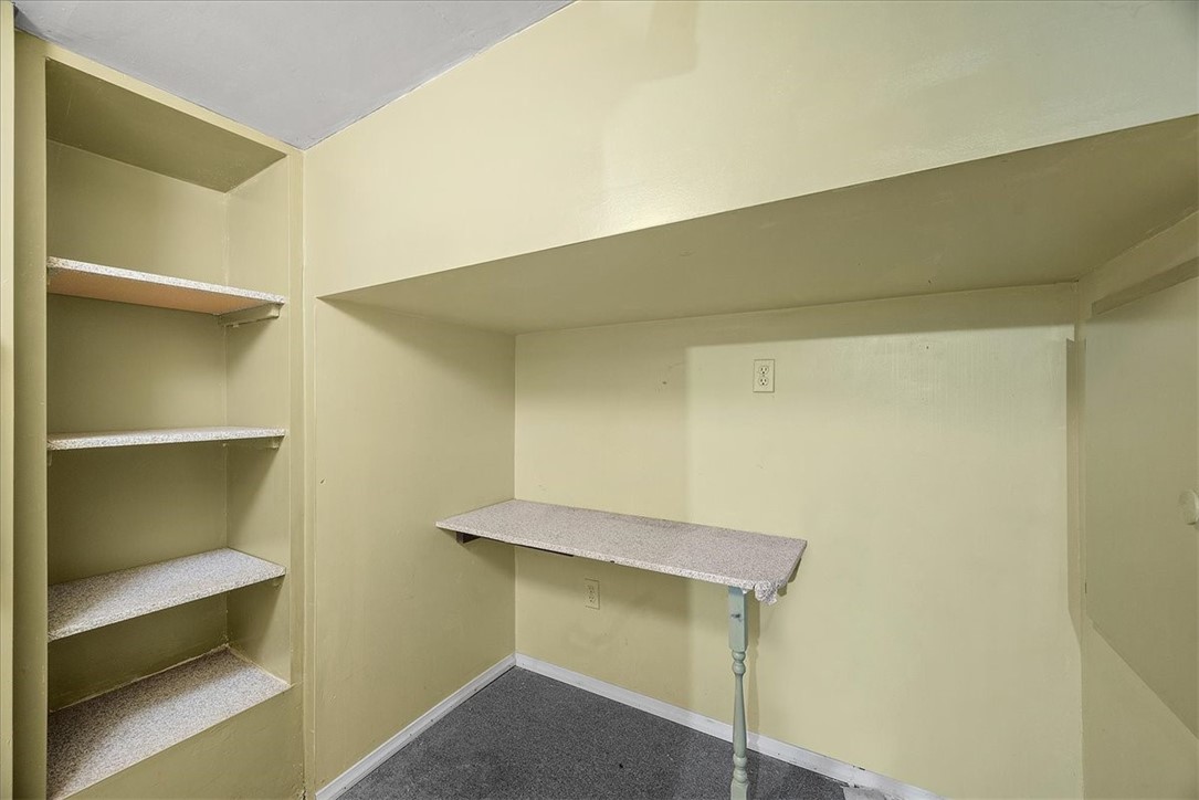 5520 Kentucky Avenue