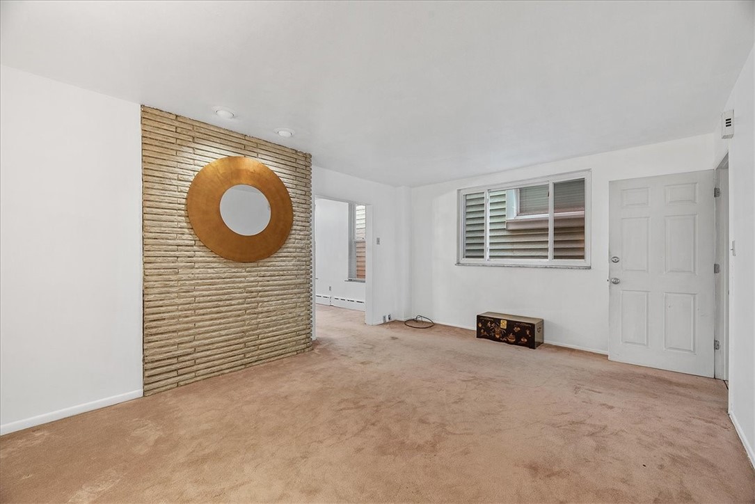 5520 Kentucky Avenue