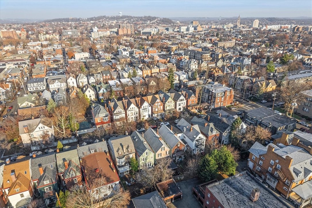 5520 Kentucky Avenue