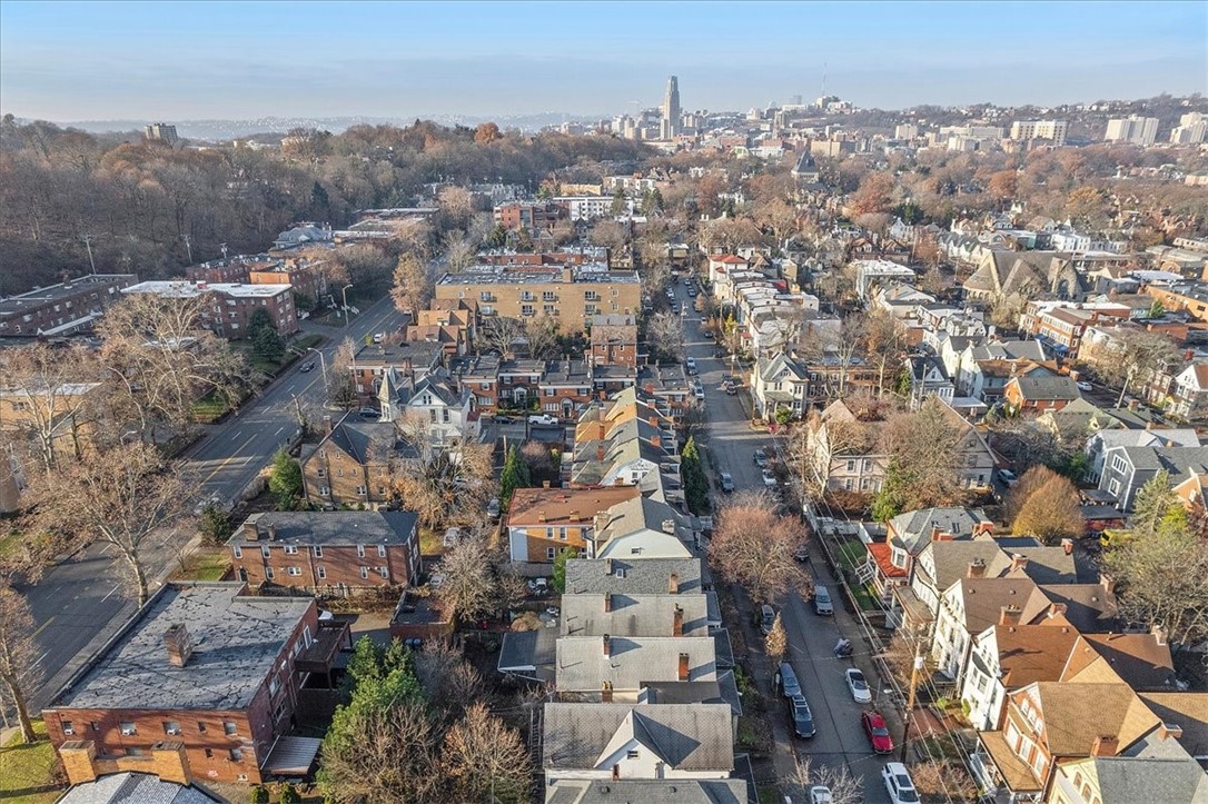 5520 Kentucky Avenue