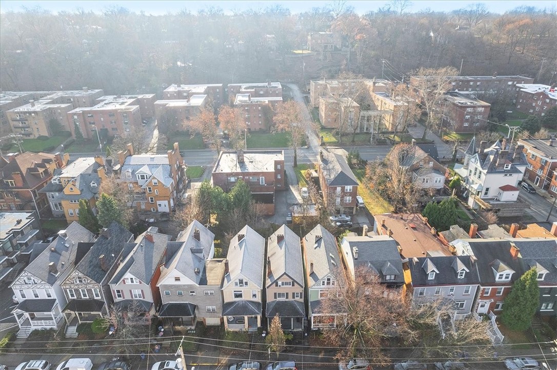 5520 Kentucky Avenue